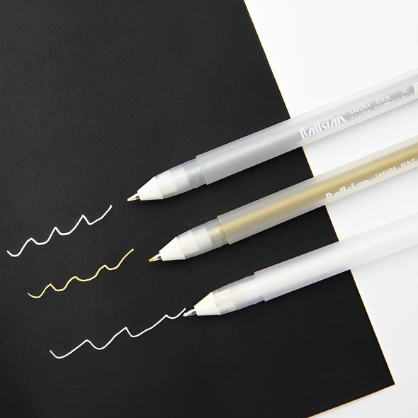 Белая ручка Sakura Gelly Roll 10 линия 0.5 мм (XPGB10-50)